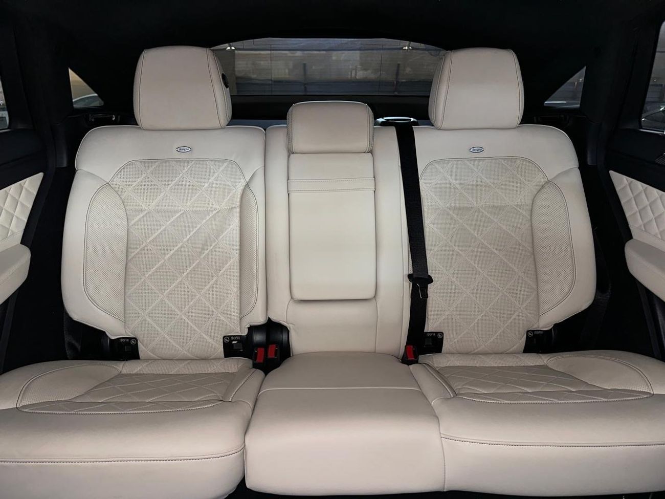 مرسيدس بنز GLE 43 AMG MERCEDES GLE 43 AMG COUPE 2017 | DESIGNO PACKAGE | CARBON INTERIOR TRIM | 22” AMG DOUBLE SPOKE WHEEL