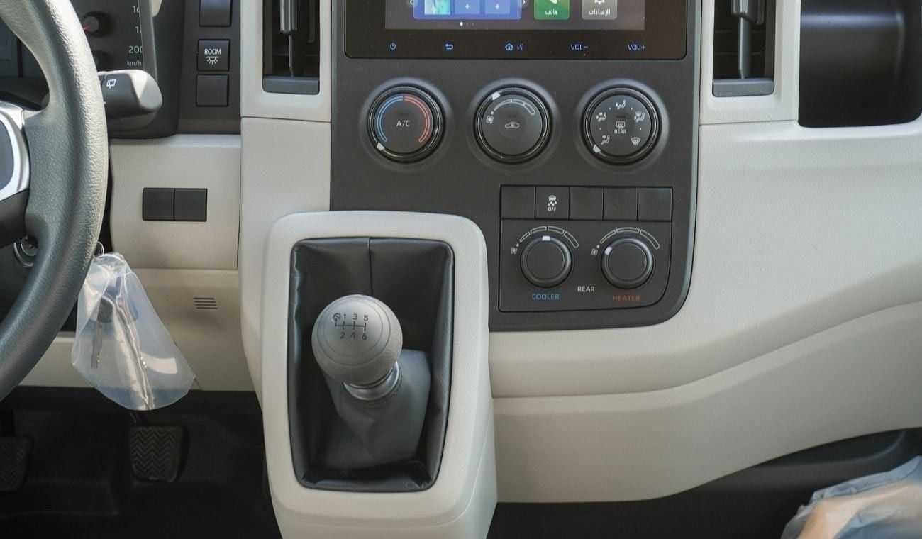 Toyota Hiace Commuter 3.5L A/T