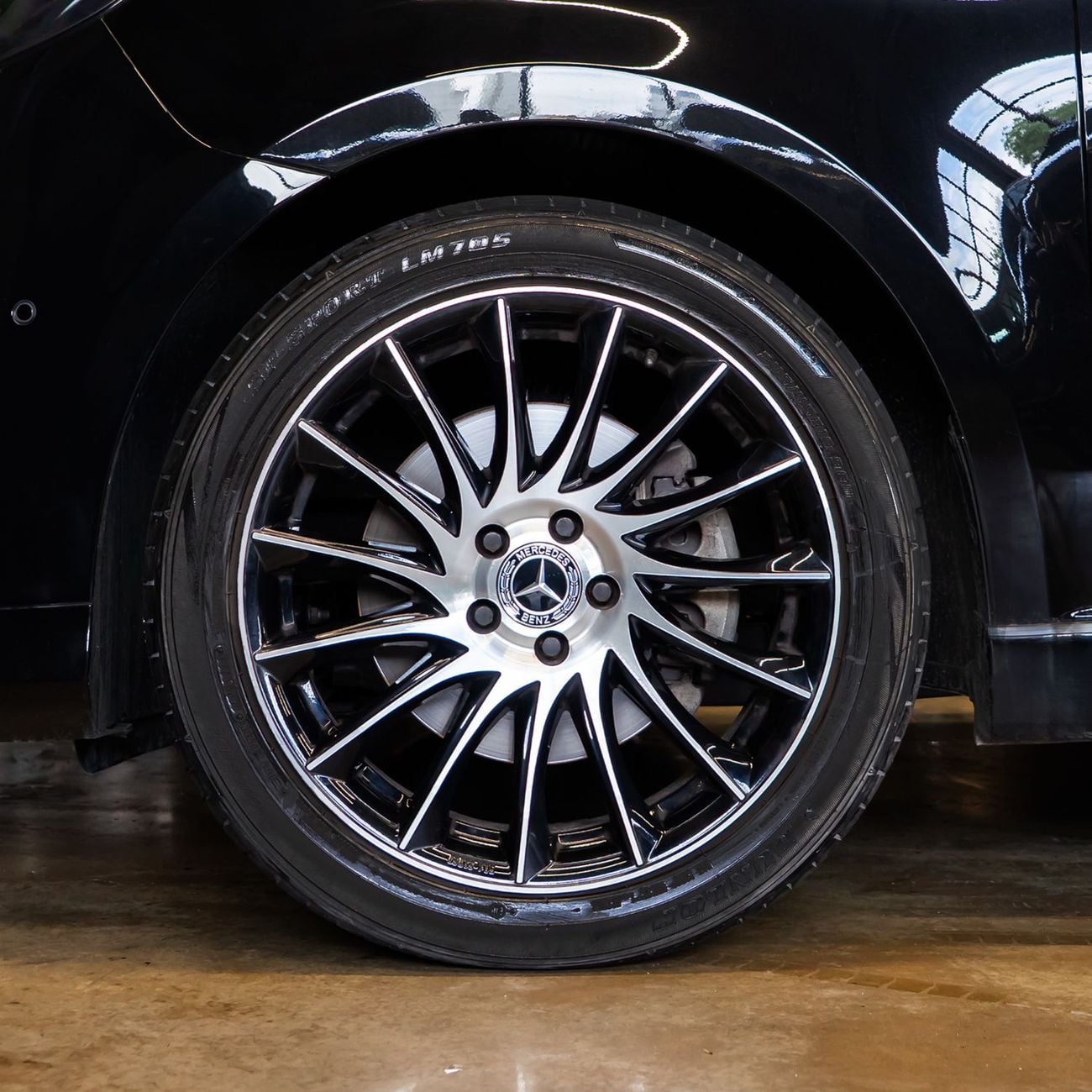 مرسيدس بنز V 250