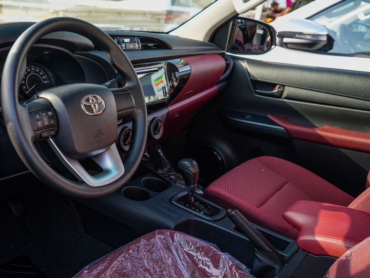 تويوتا هيلوكس Hilux 2.7 Automatic 2024