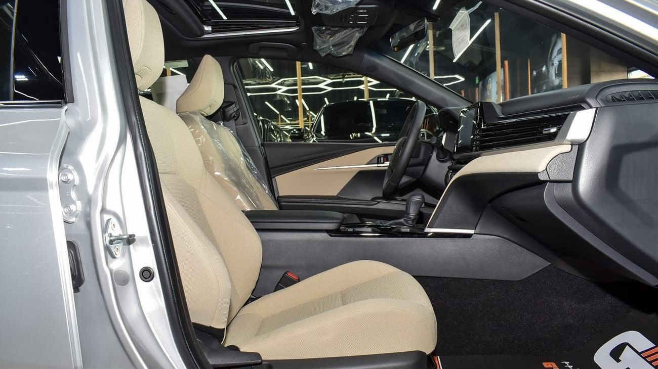 تويوتا كامري E-PLUS. HEV