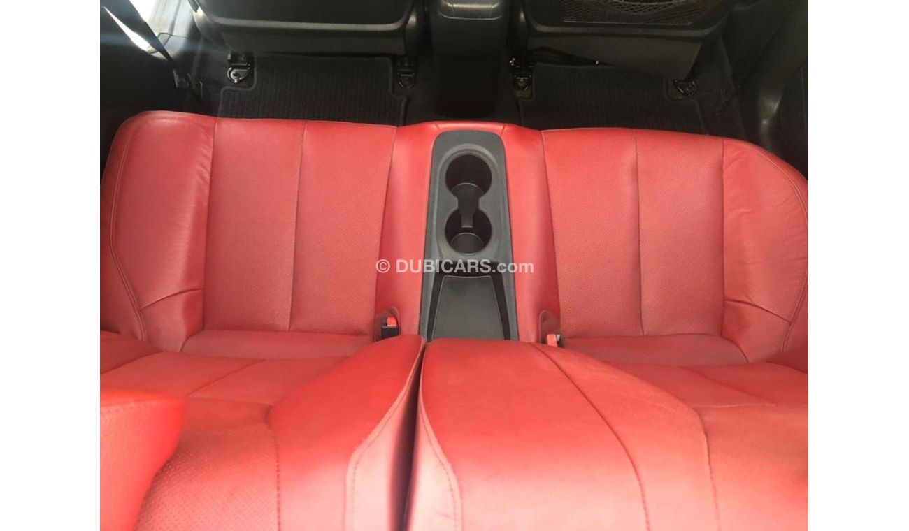 Hyundai Veloster Hyndi voulester model 2016 GCC car prefect condition full option panoramic roof leather seats back c