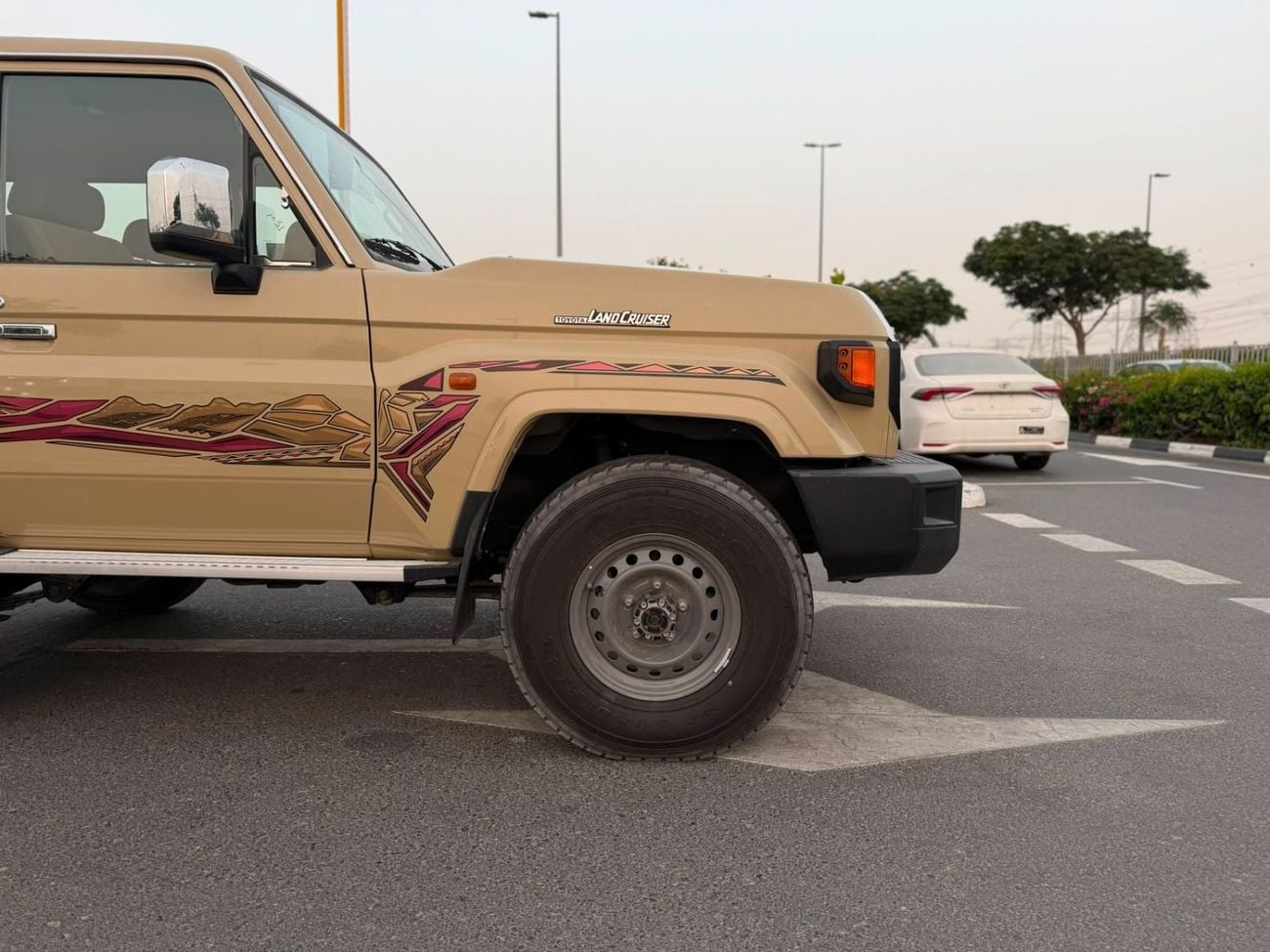 Toyota Land Cruiser 70 HT S- DLX