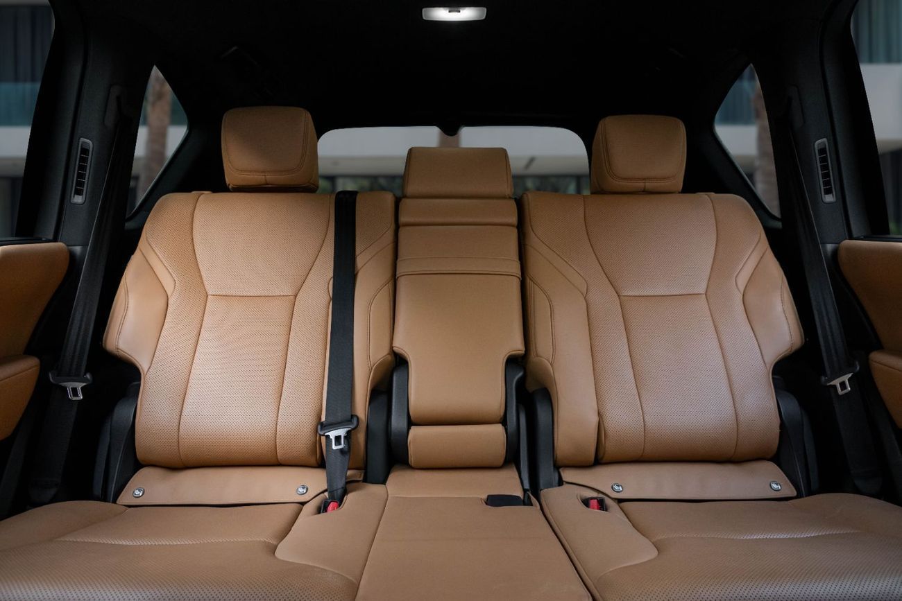 Lexus LX 600 600 Signature | 7,442 P.M  | 0% Downpayment | LOW KMS!