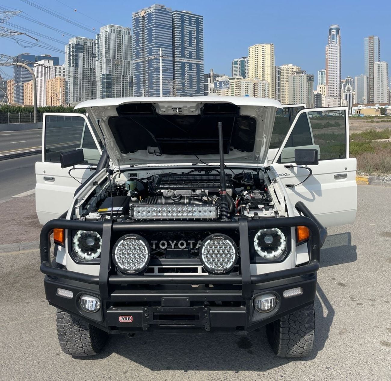 Toyota Land Cruiser Pick Up RIGHT HAND DRIVE 0NLY FOR EXPORT 4.5 LITER MT