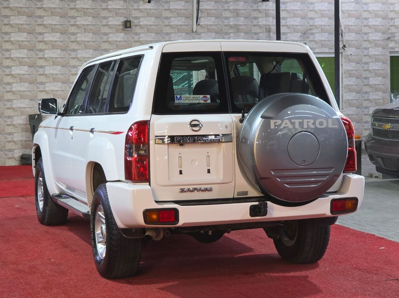 Nissan Patrol Safari Safari 4.8L A/T