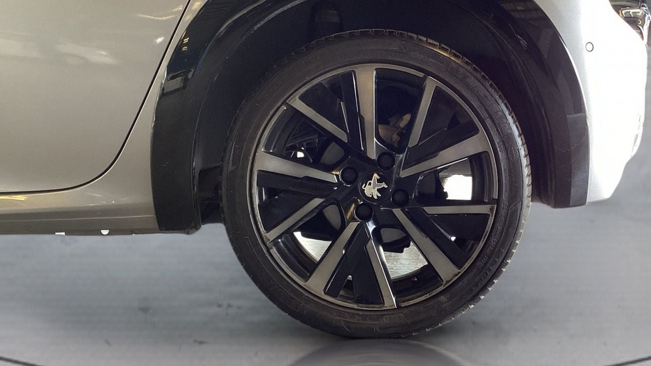 بيجو 208 1.2 130 AUTO GT | شامل الضمان | 0 ﺪﻔﻋﺓ ﺃﻮﻟﻯ