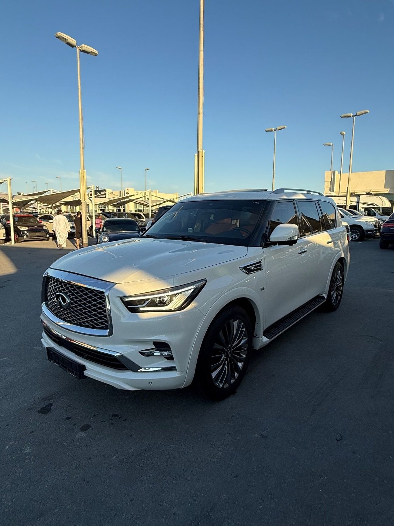 Infiniti QX80 Excellence 5.6L