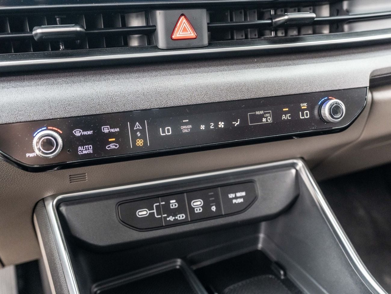 كيا كارنيفال Kia Carnival / Sedona 2026