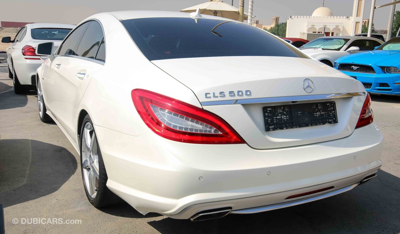 Mercedes-Benz CLS 500