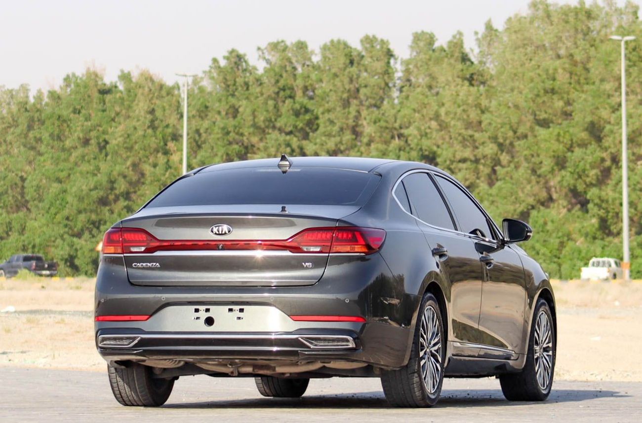 Kia Cadenza GDi Mid 3.3L KIA CADENZA  2021 GCC V6, original paint accident-free, in excellent condition 1076 P.M
