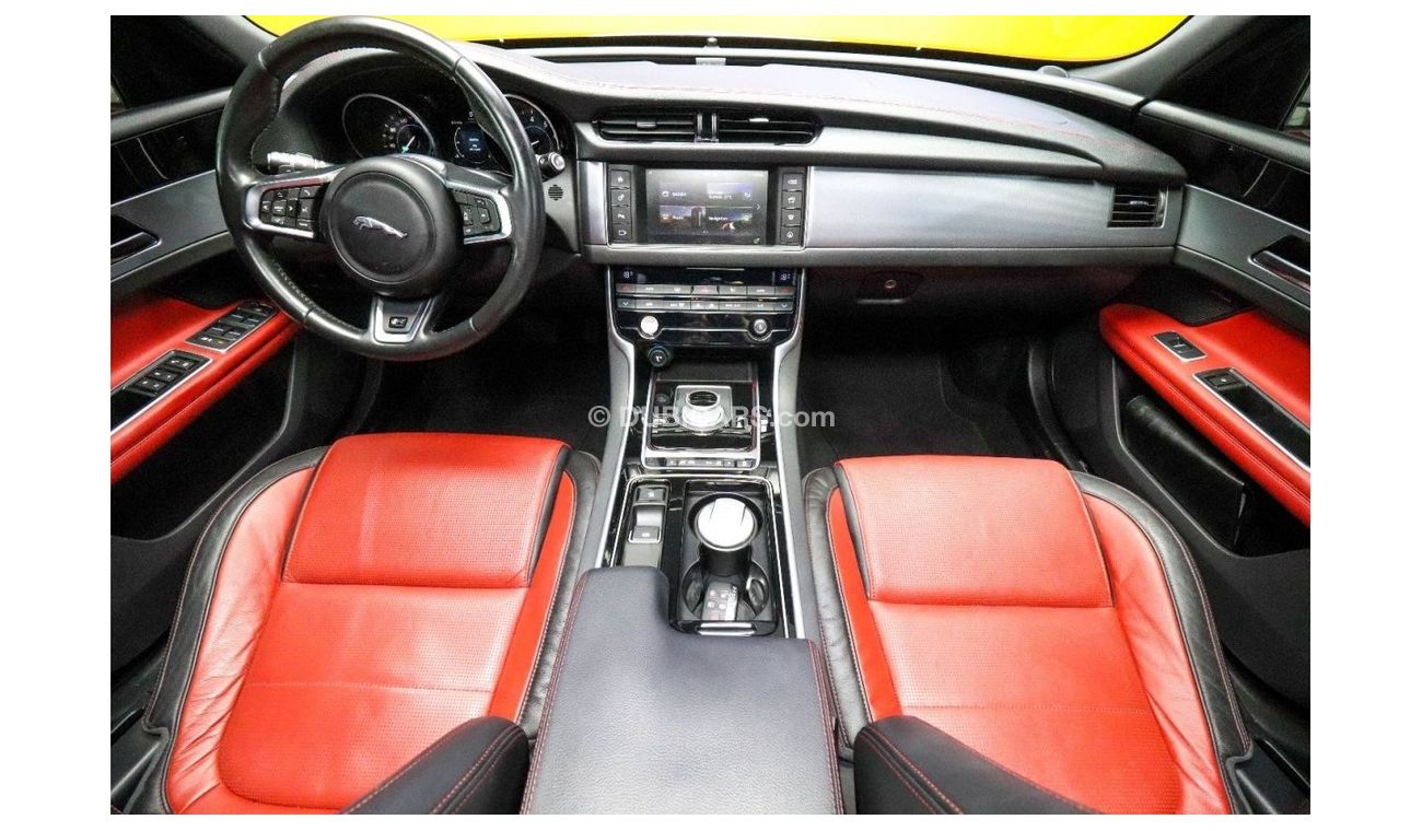 Jaguar XF R-Sport RESERVED ||| Jaguar XF 25t R-Sport 2016 GCC under Warranty with Flexible Down-Payment.