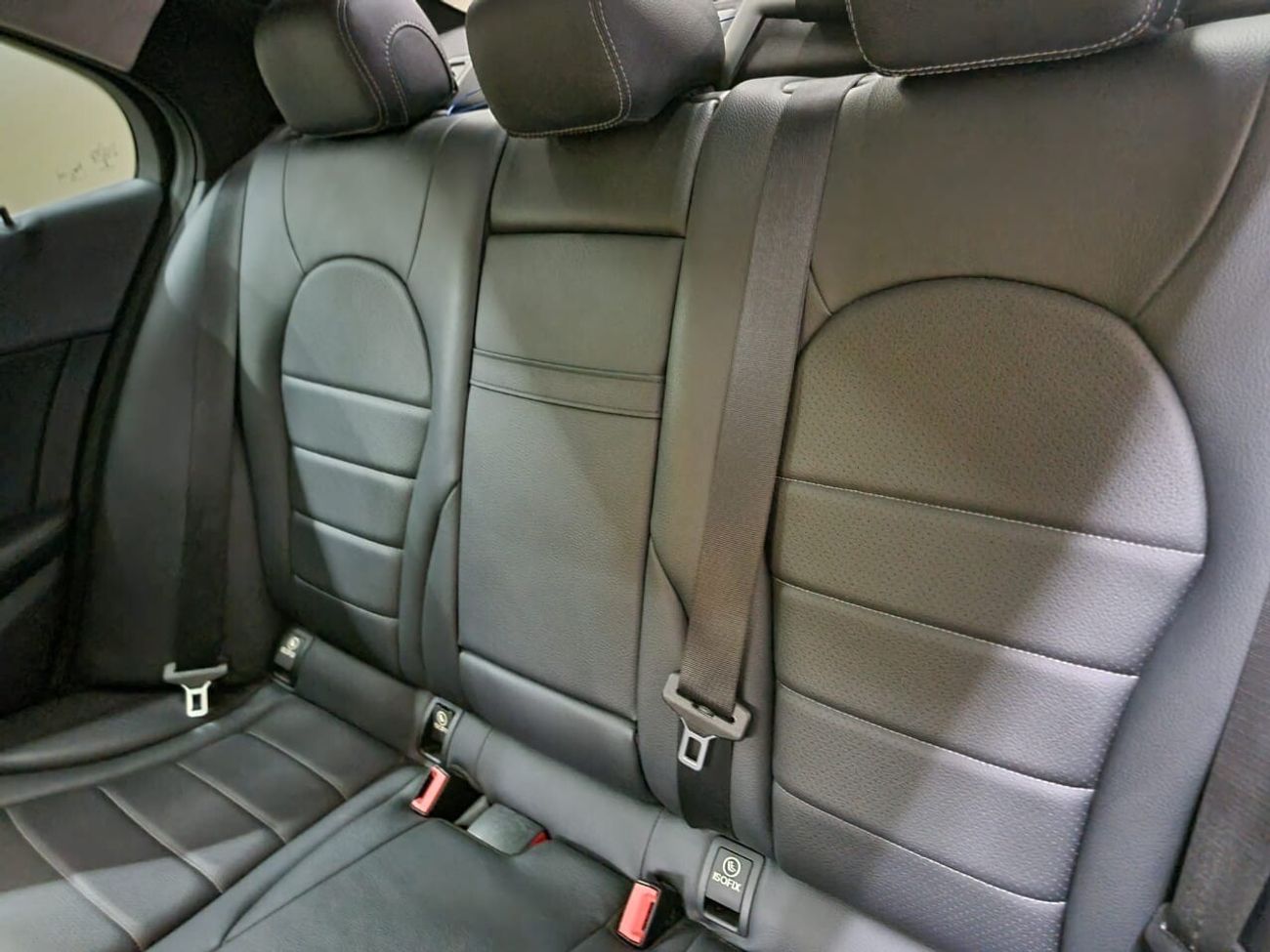 مرسيدس بنز C 300