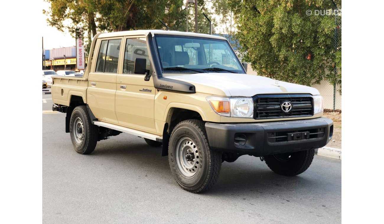 Toyota Land Cruiser Pick Up DC basic