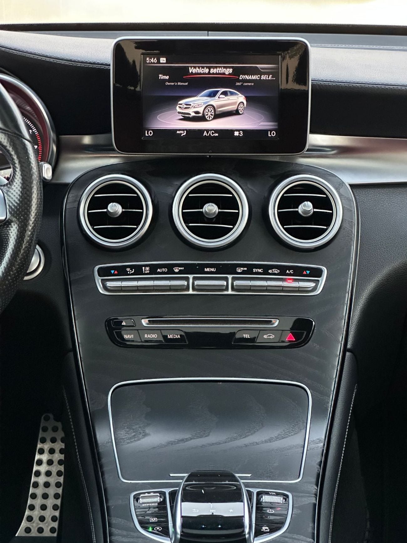 Mercedes Benz GLC250 AMG
