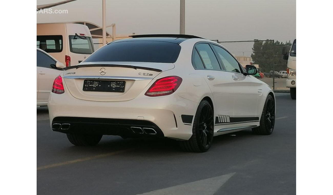 Mercedes-Benz C 63 AMG Mercedes C63s 2016 GCC Specefecation Very Clean Inside And Out Side Without Accedent No Paint