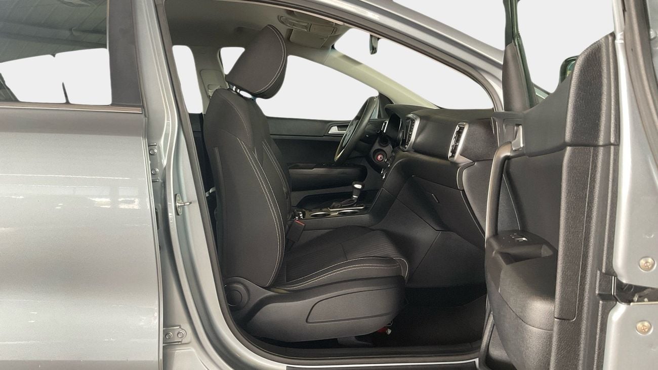 كيا سبورتيج 1.6 LX AUTO 2WD STD | شامل الضمان | 0 ﺪﻔﻋﺓ ﺃﻮﻟﻯ