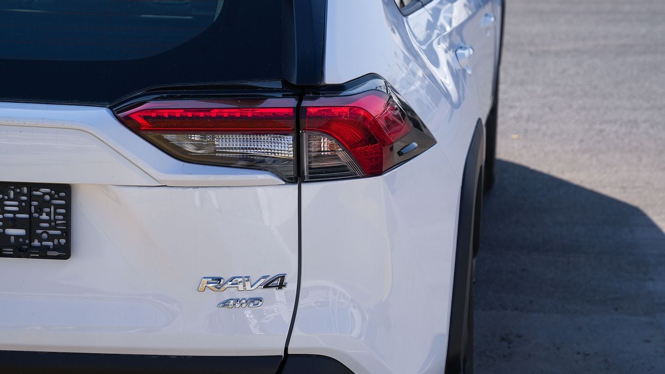 تويوتا راف ٤