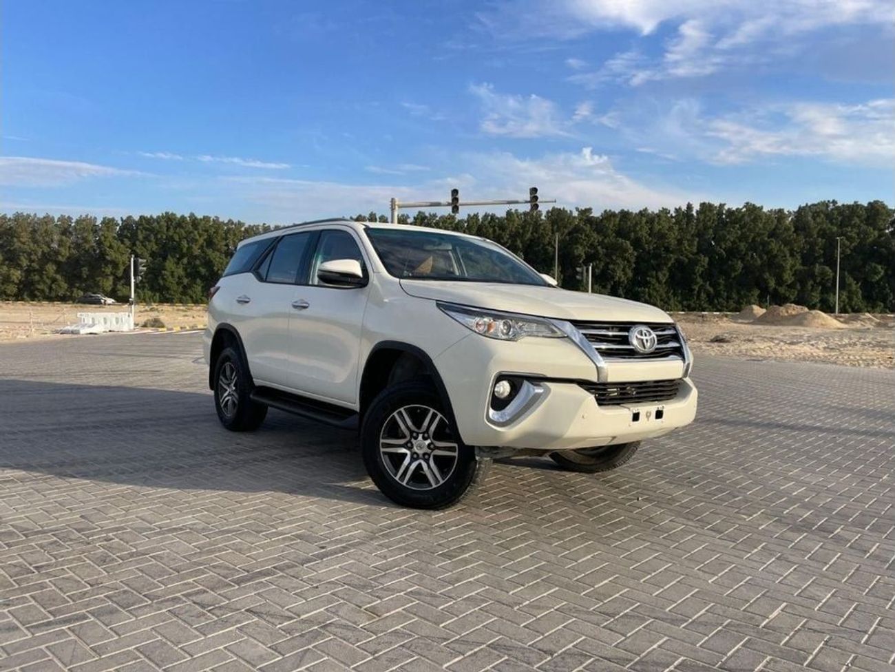 تويوتا فورتونر GXR 4.0L (278 HP)