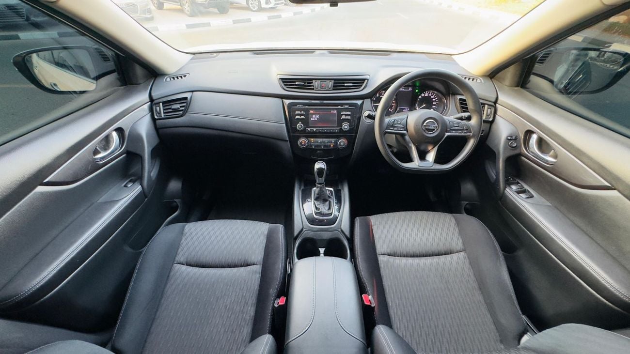 نيسان إكس تريل X-TRAIL SUV | WHITE EXTERIOR | 2WD | RHD | 2019 | 2.5L PETROL ENGINE | AUTOMATIC TRANSMISSION | 7 SE