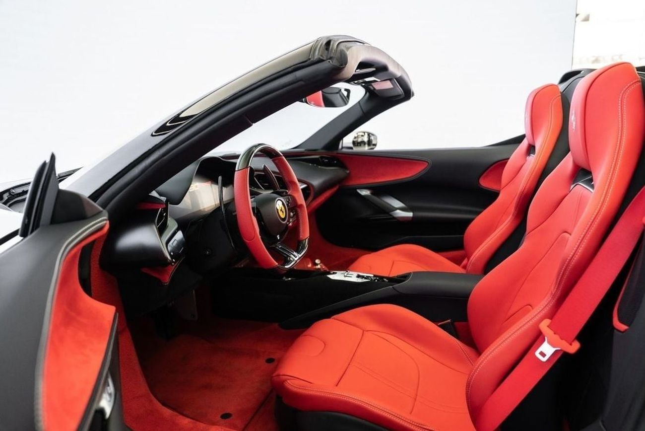 فيراري SF90 سبيدر