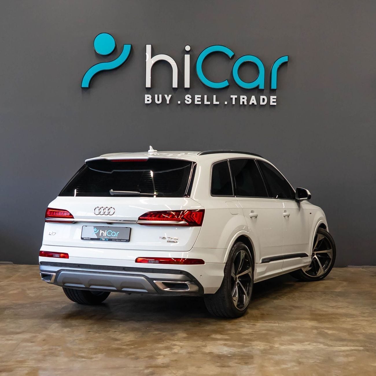 Audi Q7 55 TFSI quattro S-Line 3.0L AED  2,299 P.M • 0% Downpayment • Audi Q7 55 TFSI quattro S-Line • 1 Yea