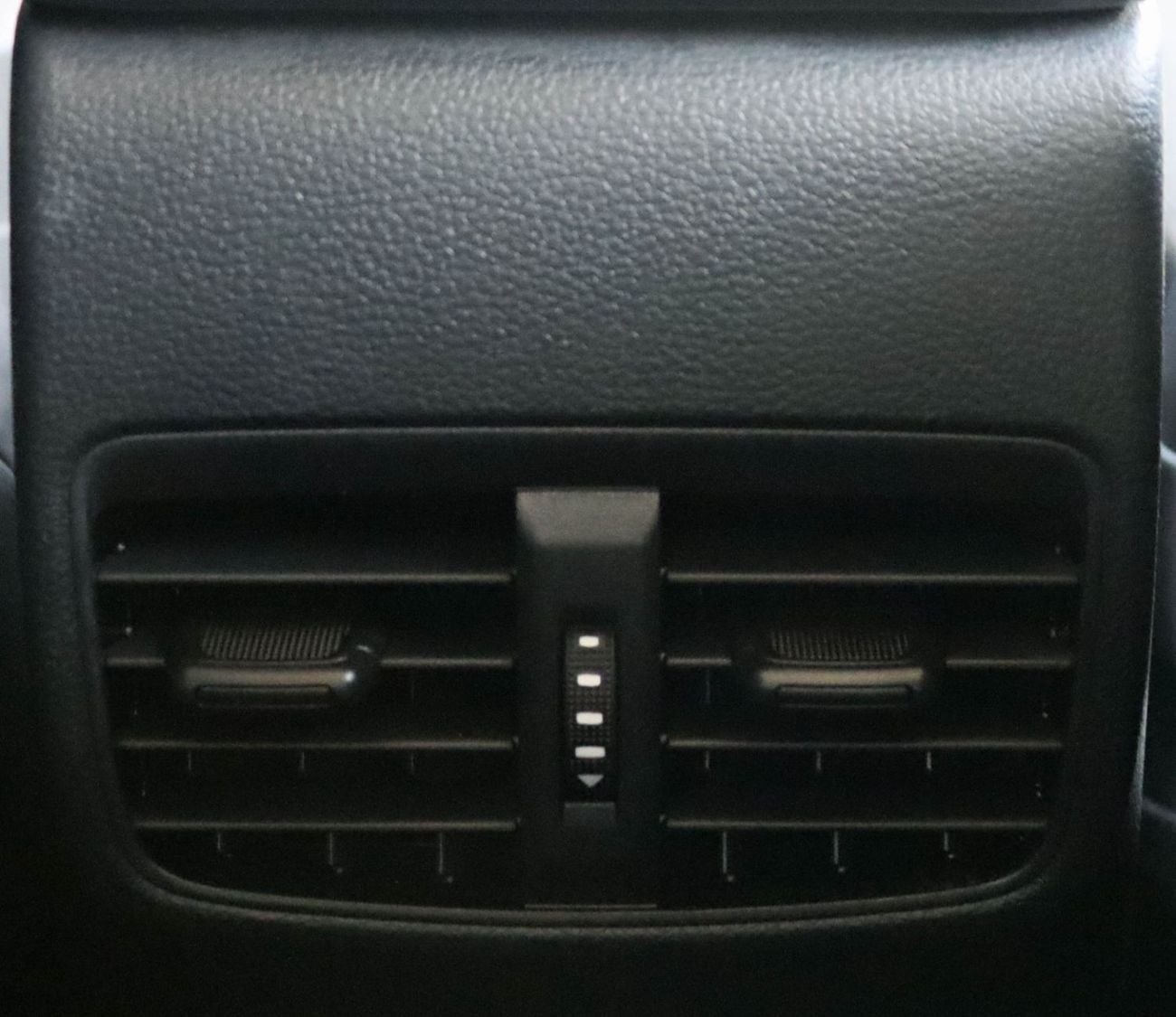 تويوتا كورولا تويوتا كورولا | 1.6 لتر | 2022 | خليجية | خالية من الحوادث | بحالة ممتازة | 722 شهرياً