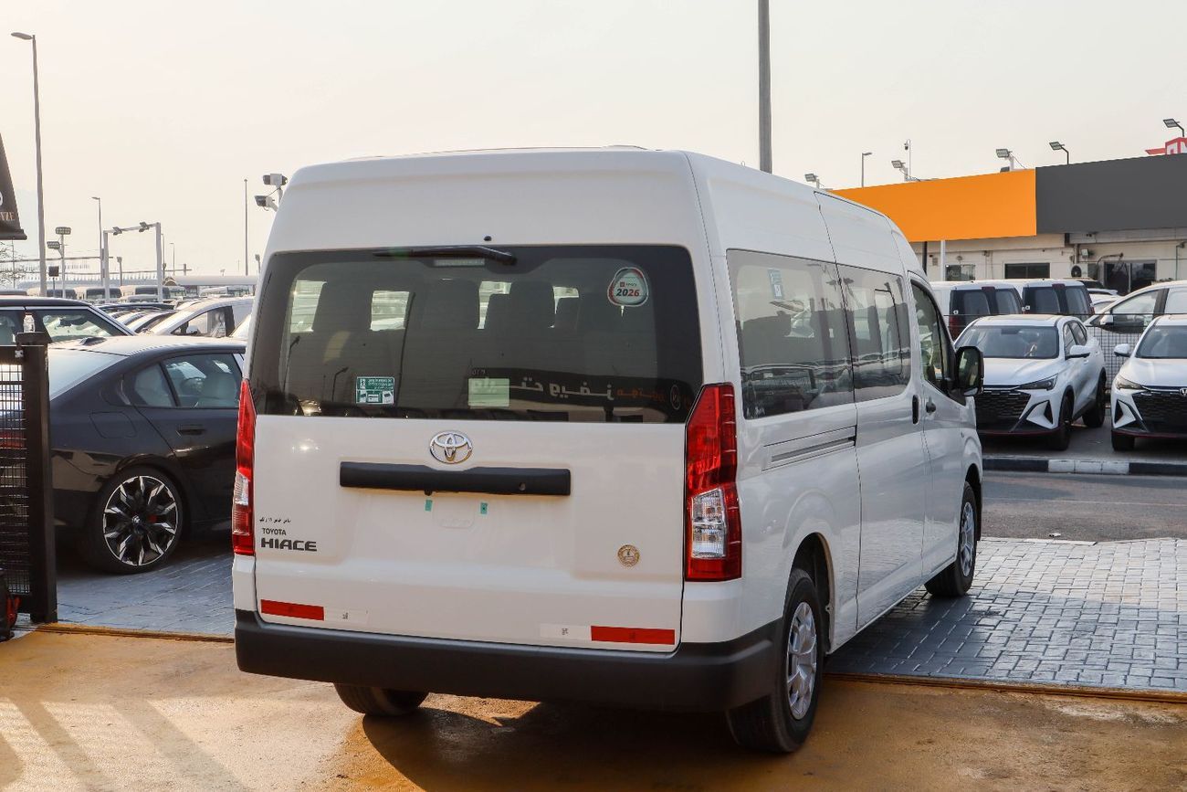 Toyota Hiace GL Toyota Hiace 3.5L Petrol – 2026 Model 13 seater ▾
