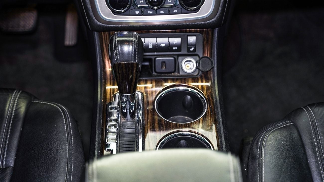 GMC Acadia DENALI