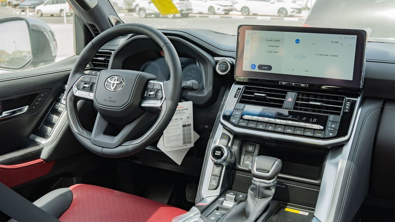 تويوتا لاند كروزر 2026 Toyota Land Cruiser VXR 3.5L Twin Turbo AT Petrol (Silver)