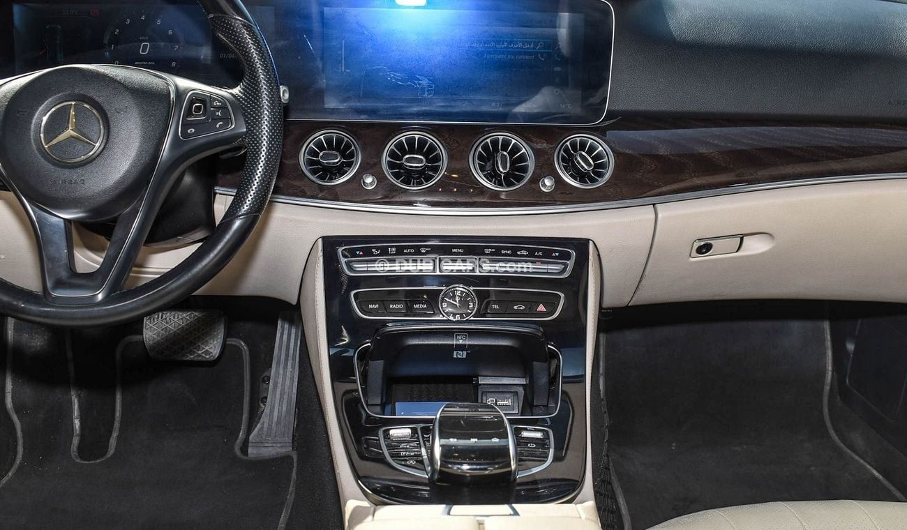 Mercedes-Benz E300