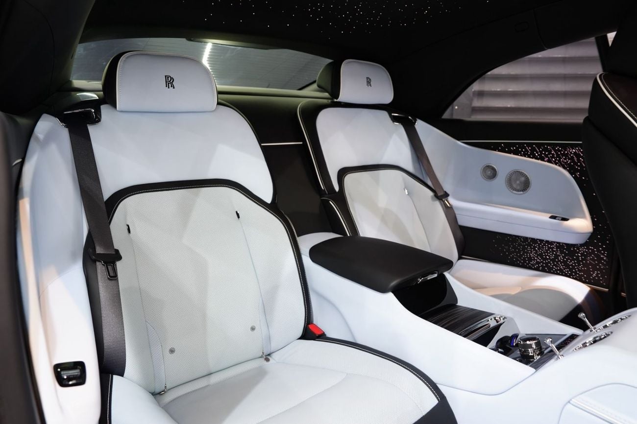 Rolls Royce Spectre STANDARD 2024 Rolls-Royce Spectre, Illuminated Spirit of Ecstasy, Bespoke Audio, Starlight, Dealer Warr + Ser