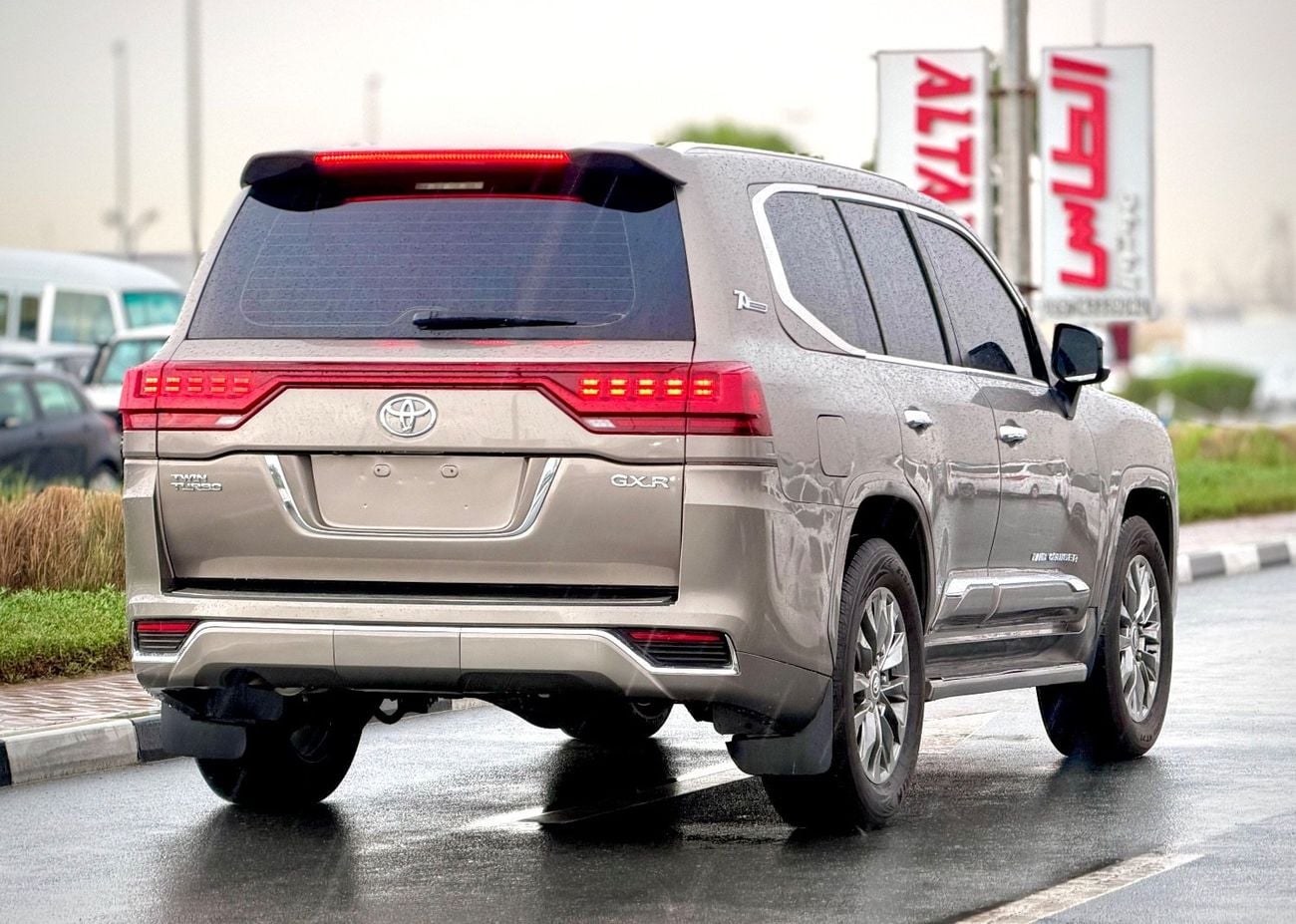 Toyota Land Cruiser 2019 Model Facelift to 2025 Shape Exterior and Interior Full Option Very Perfect Condition