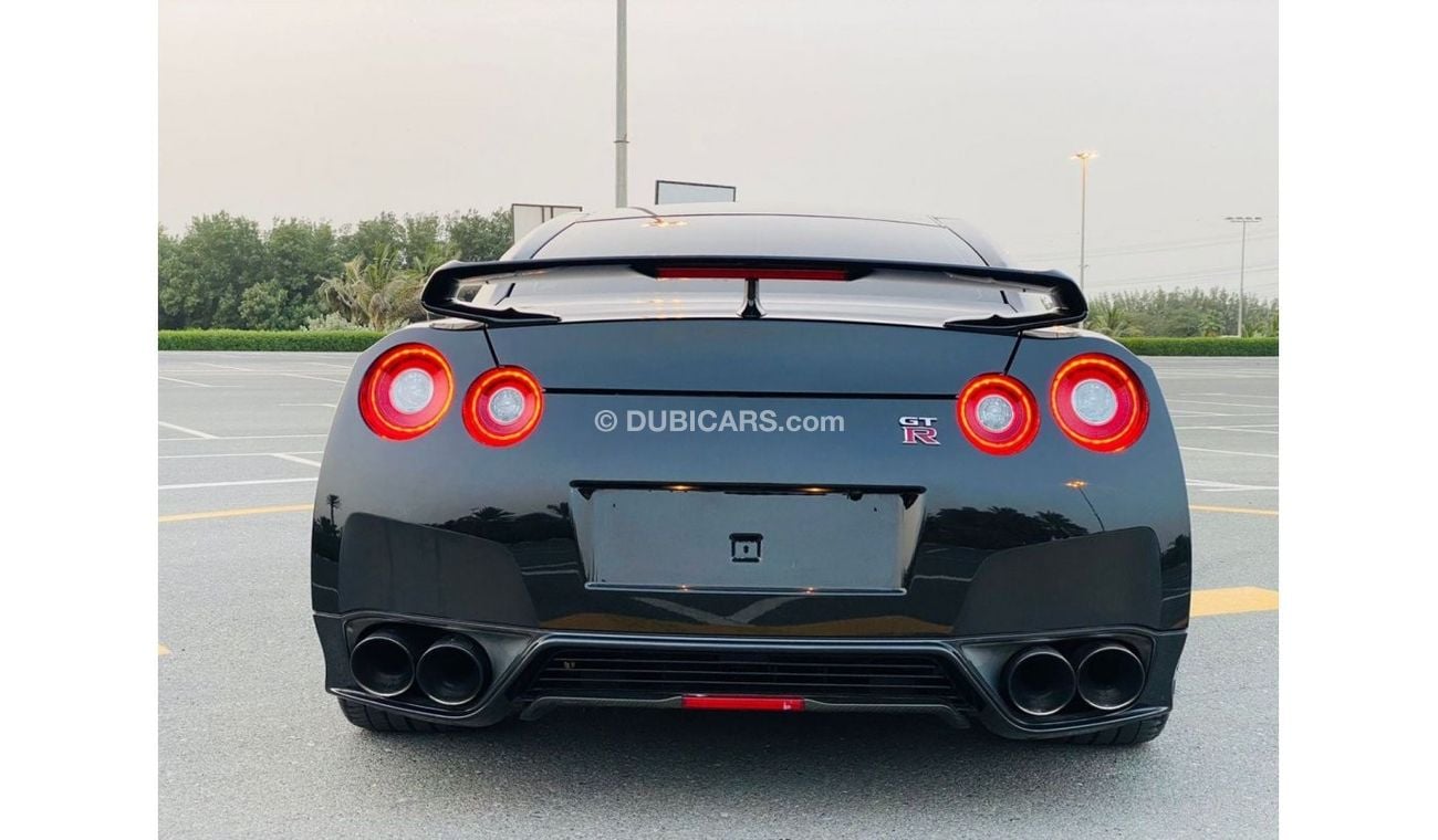 Nissan GTR Std Std Nissan GT-R 2016 GCC full option Alfa 6 perfect condition original paint