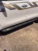 Toyota Hilux Toyota Hilux 2.4L - SR5 4x4 Automatic Diesel - Full Option