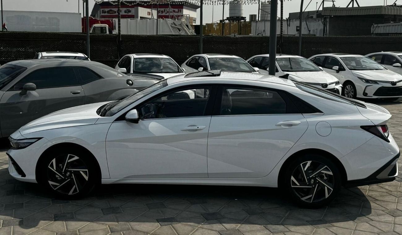 هيونداي إلانترا Comfort 1.6L