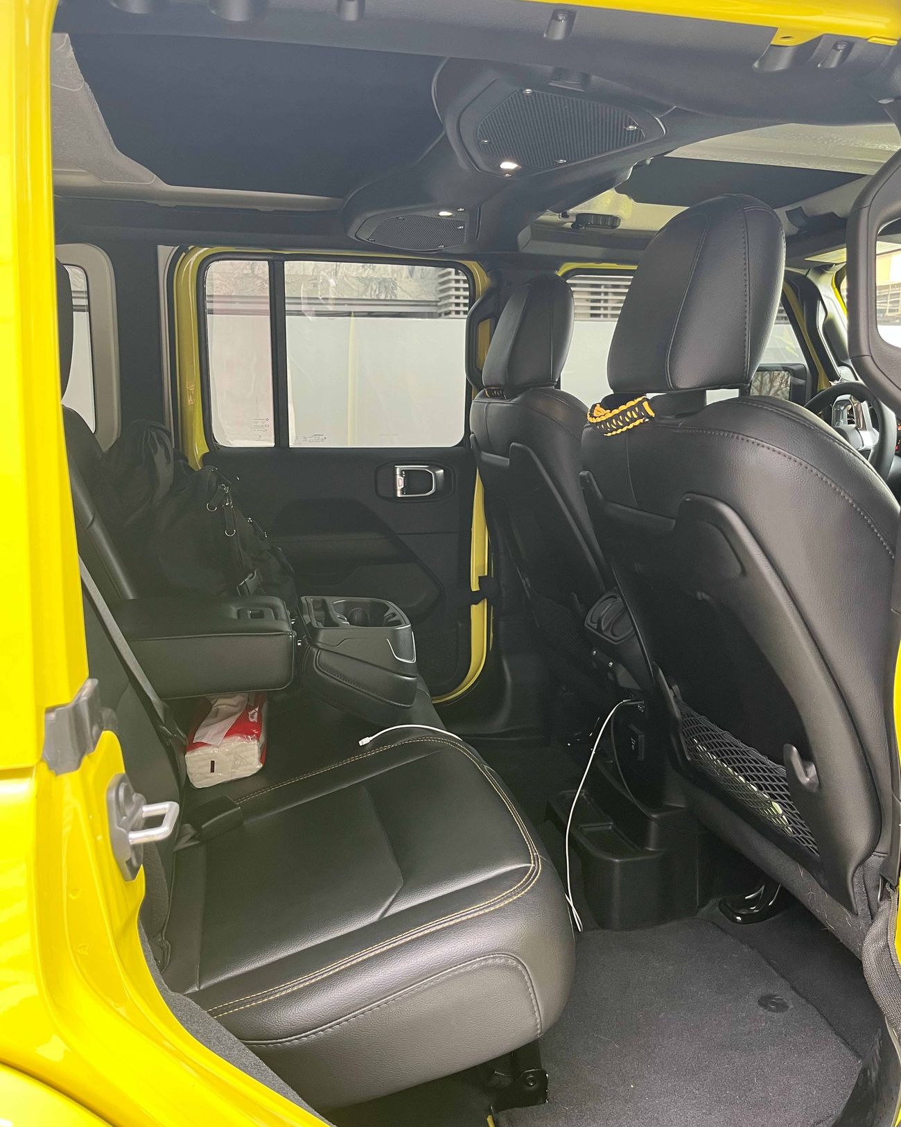 جيب رانجلر Unlimited Sahara 2.0L A/T