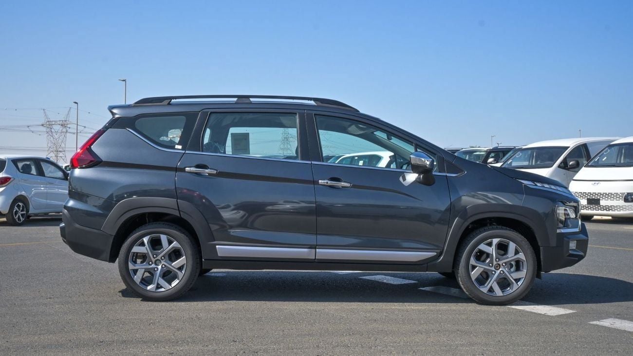 ميتسوبيشي إكسباندر كروس Brand New Mitsubishi Xpander Cross 2025 1.5L AT FWD|Grey/Black|XPANDER-CR-25| FOR EXPORT ONLY