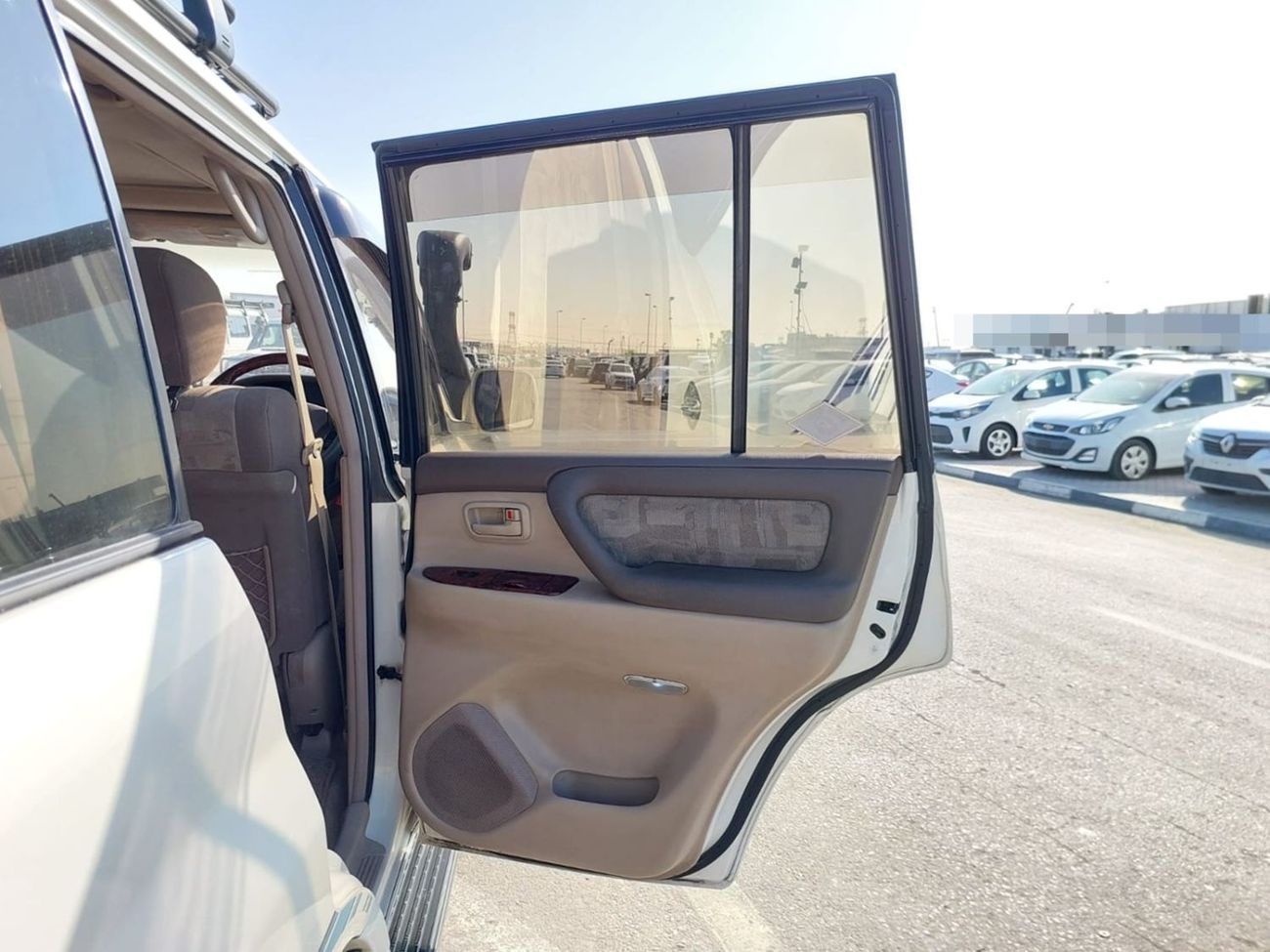 Toyota Land Cruiser TOYOTA LAND CRUISER SUV RHD 1999 MODEL 4.2 L DIESEL AUTOMATIC(PM13650)