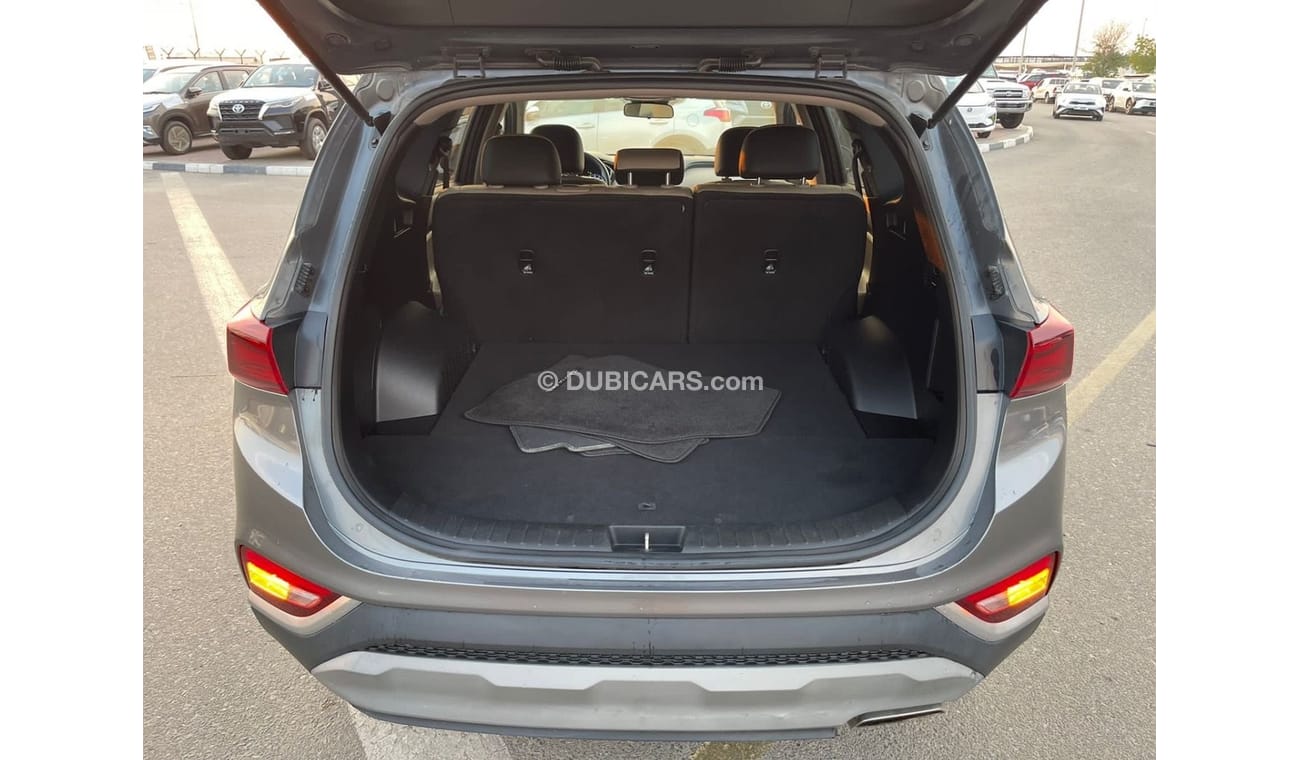 Hyundai Santa Fe 2019 hyundia  santa fe 4x4 IMPORTED FROM USA VERY CLEAN CAR INSIDE AND OUT SIDE FOR MORE INFORMATION
