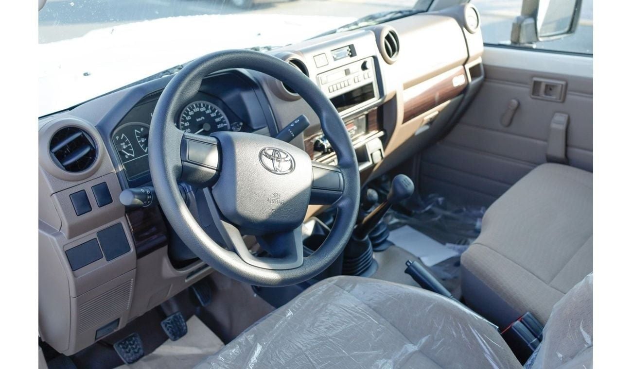 تويوتا لاند كروزر 70 TOYOTA LANDCRUISER 78 4.0L V6 PETROL 4WD STD E MANUAL