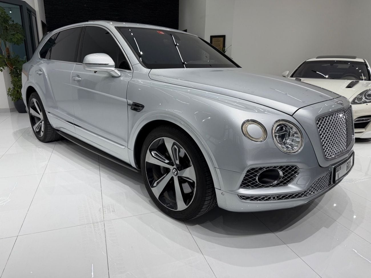 Bentley Bentayga FIRST EDITION