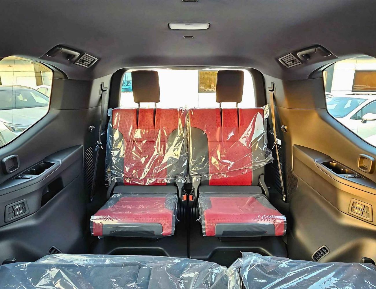 Toyota Land Cruiser VXR TWIN TURBO EXCL / HIGH OPTION / SUNROOF, LEATHER, POWER SEATS/3.5L PETROL V6 A/T/ (CODE # LCTVXR