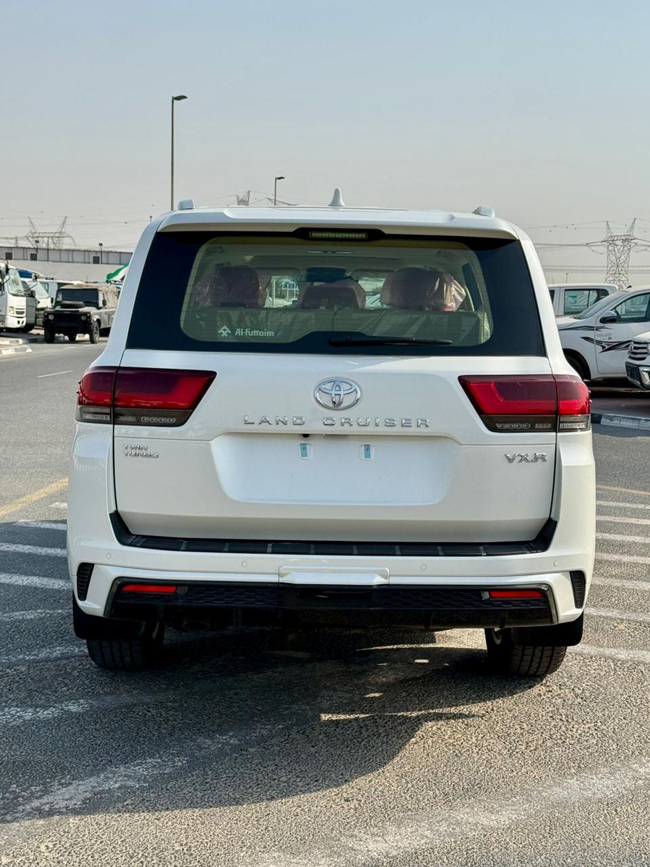 تويوتا لاند كروزر Toyota Land Cruiser VXR 3.5L 2026 White