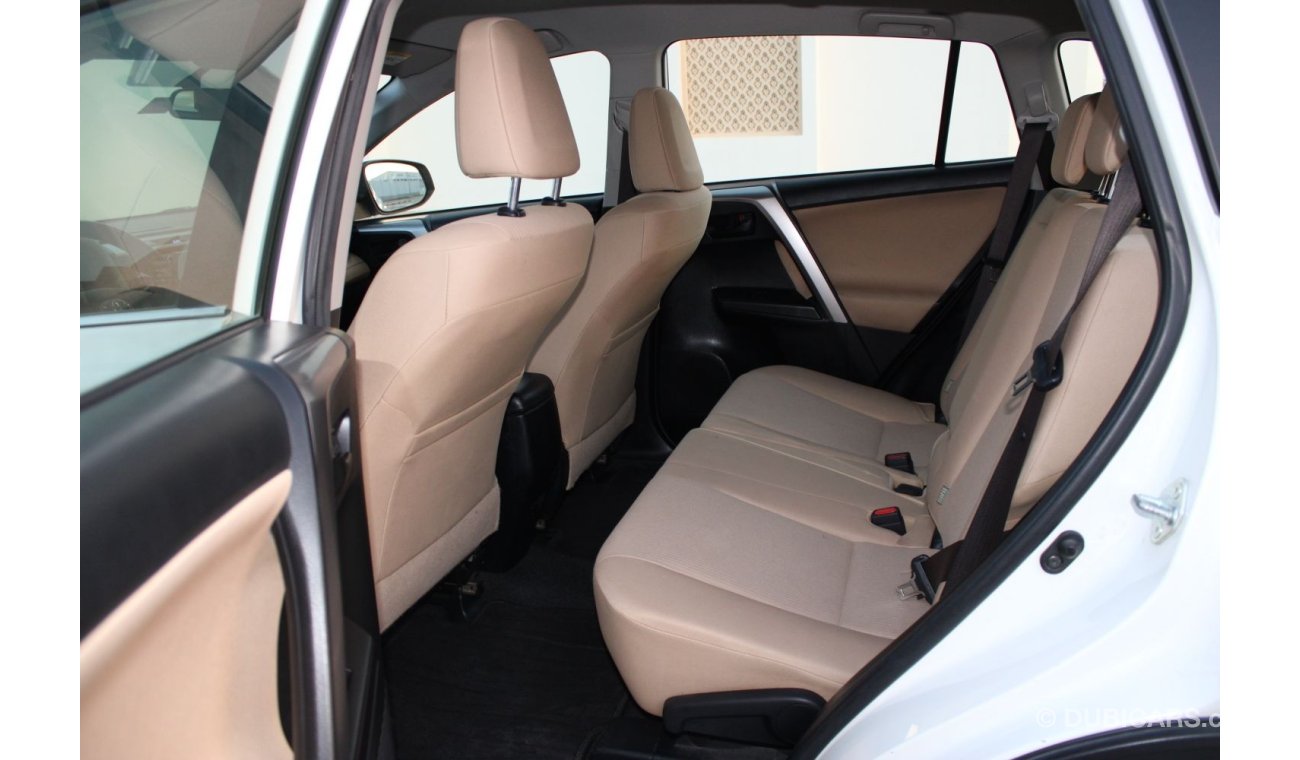 تويوتا راف ٤ تويوتا راف 4 2016 خليجي بحالة ممتازة بدون حوادث نظيفه جدا من الداخل و الخارج