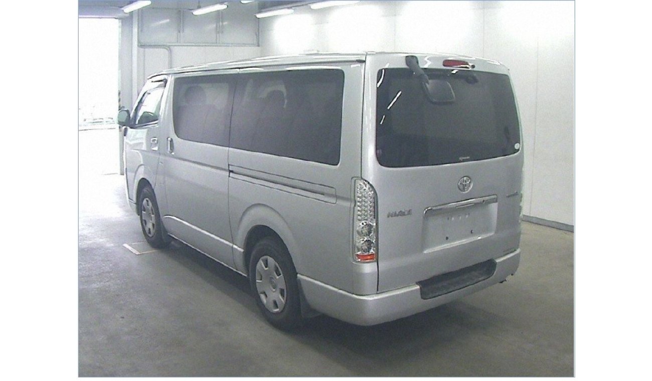 Toyota Hiace 2006