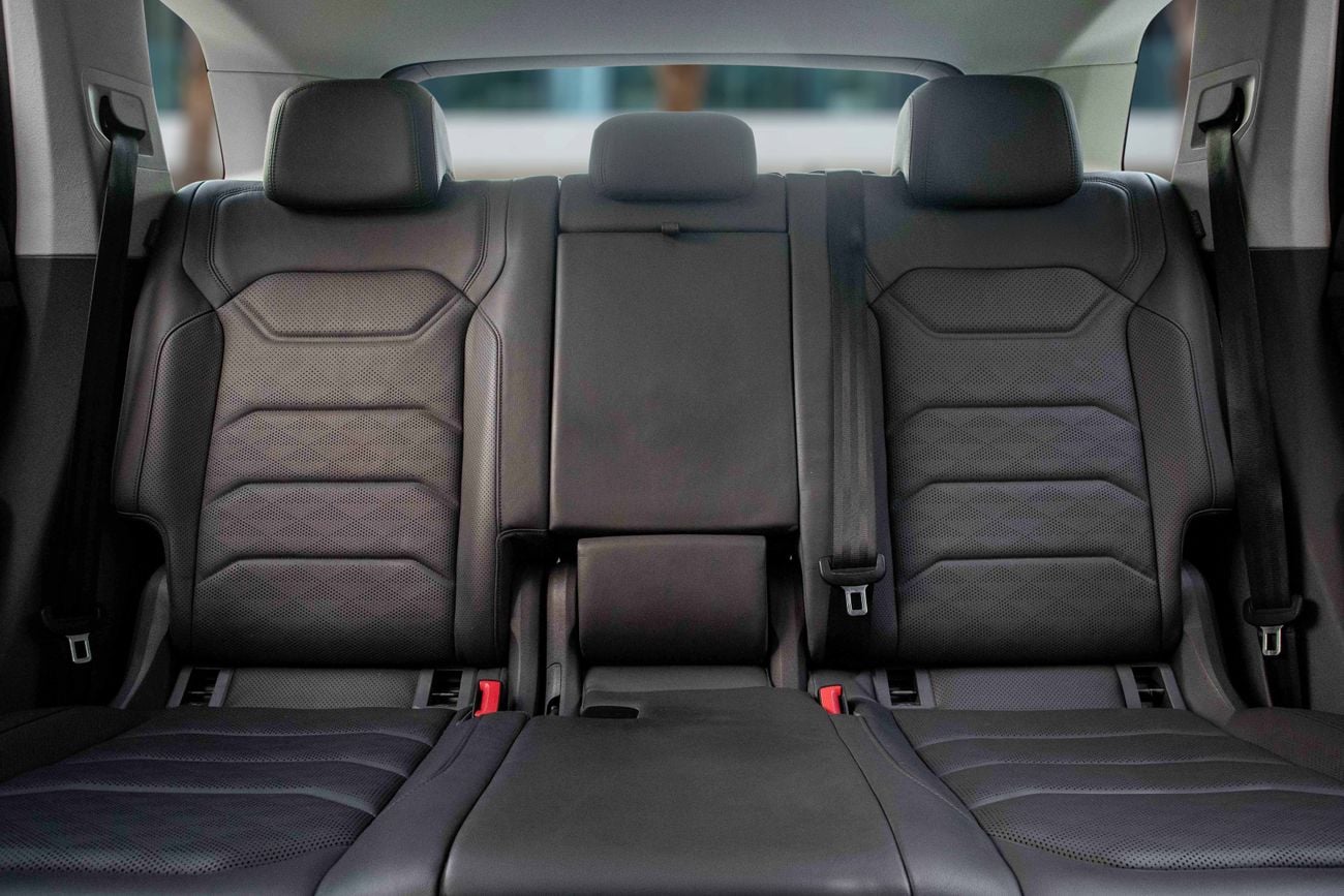 Volkswagen Touareg Touareg Highline Plus | 2,253 P.M | 0% Downpayment | LOW KMS!