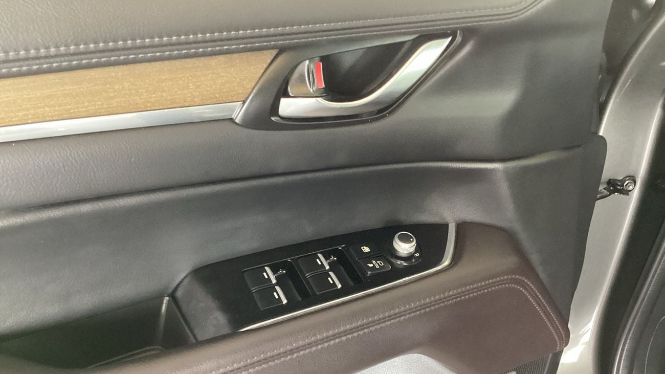 مازدا CX5 2.5 SIGNATURE AUTO 4WD | شامل الضمان | 0 ﺪﻔﻋﺓ ﺃﻮﻟﻯ
