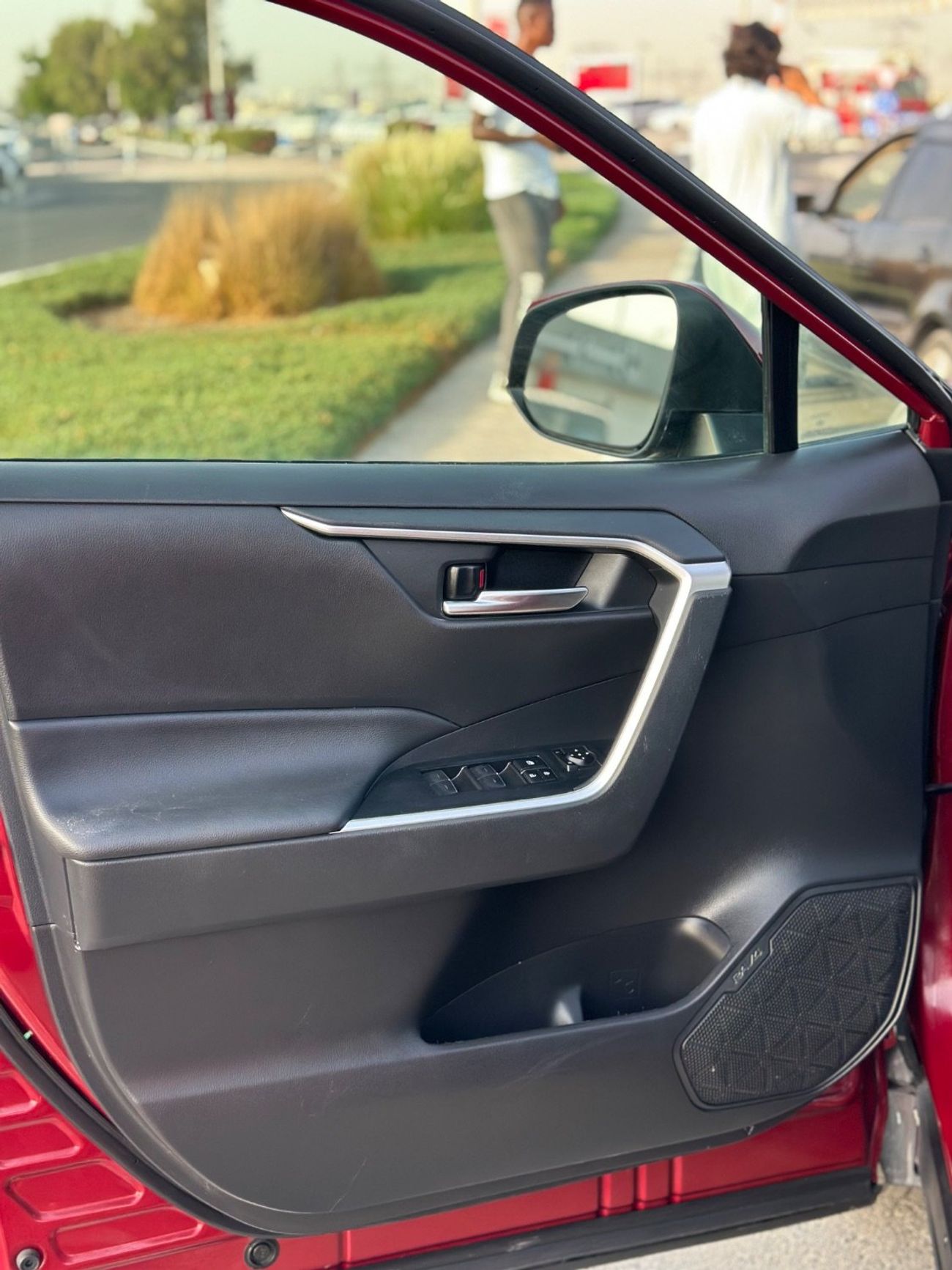 Toyota RAV4 Hybrid XLE Premium Full Option