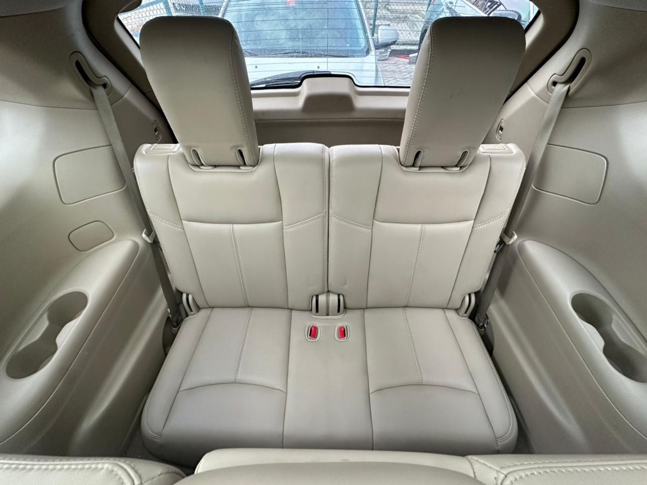 Nissan Pathfinder SV 3.5L (260 HP) 4WD NISSAN PATHFINDER | GCC | 2015 | FULL OPTIONS 7SEATERS WITH PANORAMIC ROOF